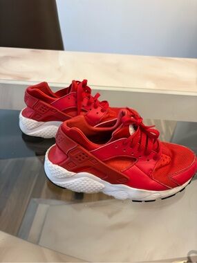 Nike Air Kids Size 4.5Y Huarache shoes Sneakers 318429 800